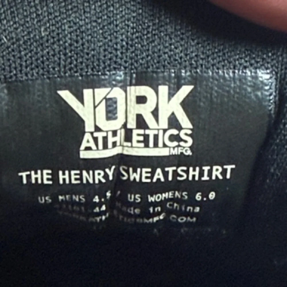 York Athletics Women's The Henry Sweatshirt Runner Shoes Size 6